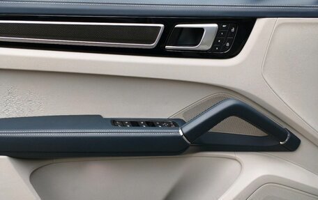 Porsche Cayenne III, 2021 год, 11 500 000 рублей, 14 фотография