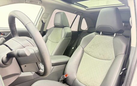 Toyota RAV4, 2023 год, 4 469 000 рублей, 17 фотография