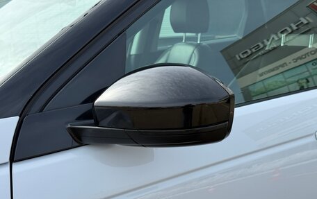 Land Rover Discovery Sport I рестайлинг, 2017 год, 1 950 000 рублей, 30 фотография