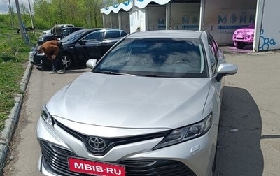 Toyota Camry, 2019 год, 3 200 000 рублей, 1 фотография