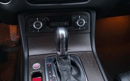 Volkswagen Touareg III, 2011 год, 1 750 000 рублей, 7 фотография