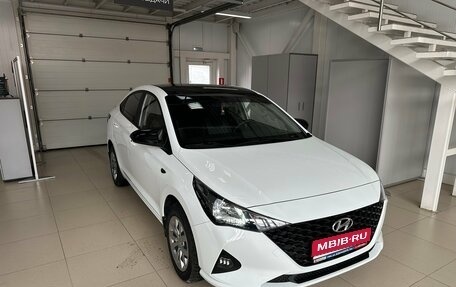 Hyundai Solaris II рестайлинг, 2020 год, 1 750 000 рублей, 1 фотография