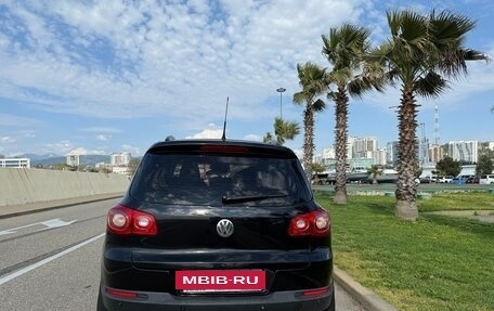 Volkswagen Tiguan I, 2011 год, 995 000 рублей, 5 фотография