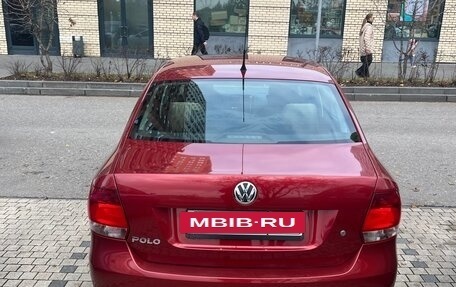 Volkswagen Polo VI (EU Market), 2012 год, 900 000 рублей, 10 фотография
