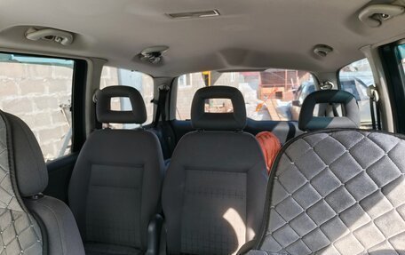 SEAT Alhambra II рестайлинг, 2001 год, 630 000 рублей, 7 фотография