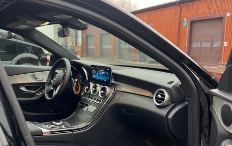 Mercedes-Benz C-Класс, 2019 год, 3 300 000 рублей, 9 фотография