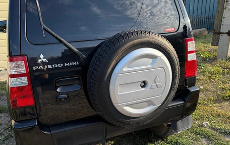 Mitsubishi Pajero Mini II, 2011 год, 700 000 рублей, 5 фотография