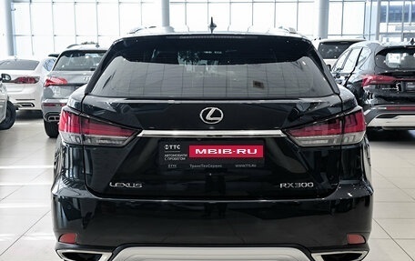 Lexus RX IV рестайлинг, 2020 год, 5 500 000 рублей, 6 фотография