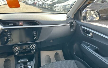 KIA Rio IV, 2021 год, 1 599 000 рублей, 15 фотография