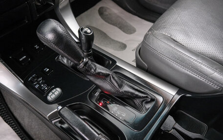 Toyota Land Cruiser Prado 120 рестайлинг, 2003 год, 1 349 000 рублей, 14 фотография