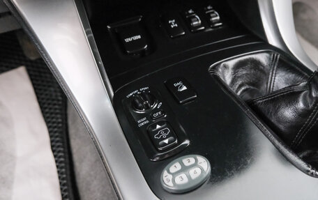 Toyota Land Cruiser Prado 120 рестайлинг, 2003 год, 1 349 000 рублей, 15 фотография