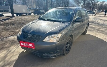 Toyota Corolla, 2004 год, 385 000 рублей, 2 фотография