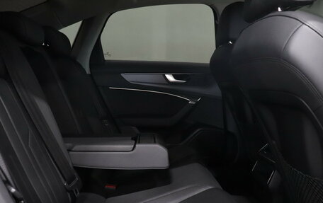 Audi A6, 2019 год, 3 056 000 рублей, 9 фотография