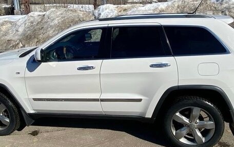 Jeep Grand Cherokee, 2011 год, 1 650 000 рублей, 2 фотография