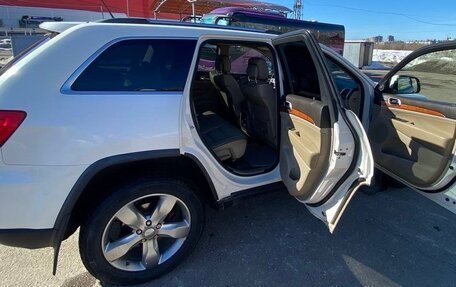 Jeep Grand Cherokee, 2011 год, 1 650 000 рублей, 10 фотография