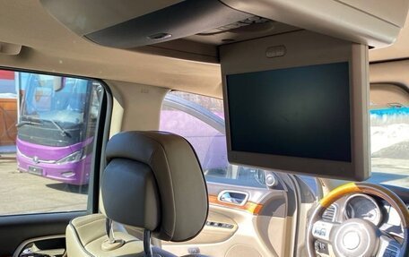 Jeep Grand Cherokee, 2011 год, 1 650 000 рублей, 17 фотография