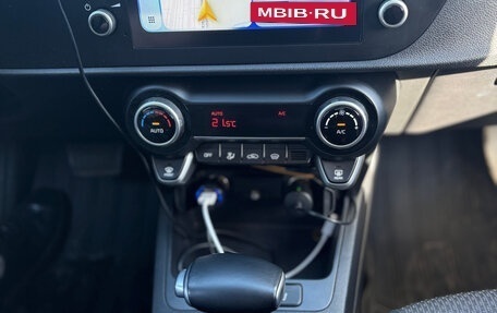 KIA Rio IV, 2022 год, 1 749 000 рублей, 7 фотография