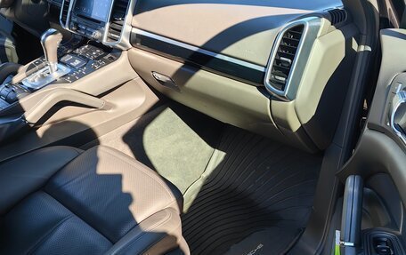 Porsche Cayenne III, 2018 год, 5 800 000 рублей, 6 фотография