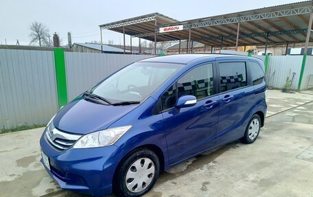 Honda Freed I, 2012 год, 1 130 000 рублей, 5 фотография