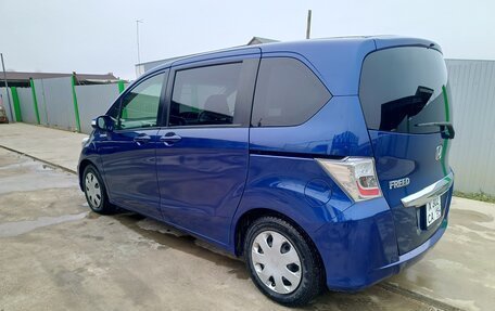 Honda Freed I, 2012 год, 1 130 000 рублей, 8 фотография