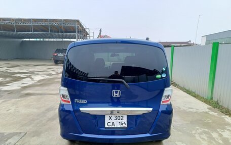 Honda Freed I, 2012 год, 1 130 000 рублей, 10 фотография