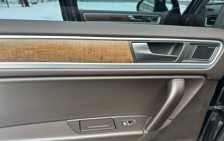 Volkswagen Touareg III, 2013 год, 2 650 000 рублей, 24 фотография