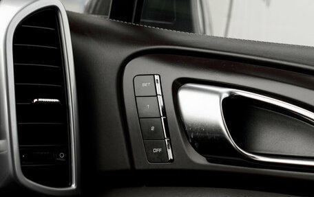 Porsche Cayenne III, 2012 год, 2 200 000 рублей, 29 фотография