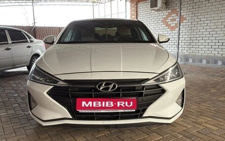 Hyundai Elantra VI рестайлинг, 2020 год, 2 000 020 рублей, 1 фотография