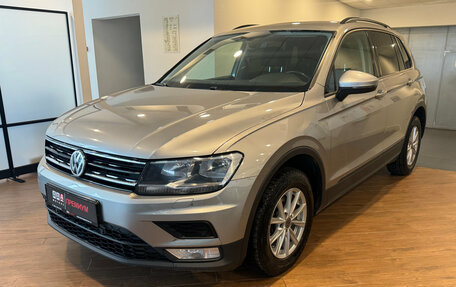 Volkswagen Tiguan II, 2016 год, 1 870 000 рублей, 1 фотография