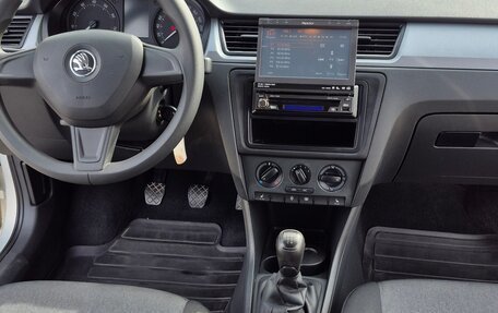 Skoda Rapid I, 2014 год, 1 150 000 рублей, 12 фотография