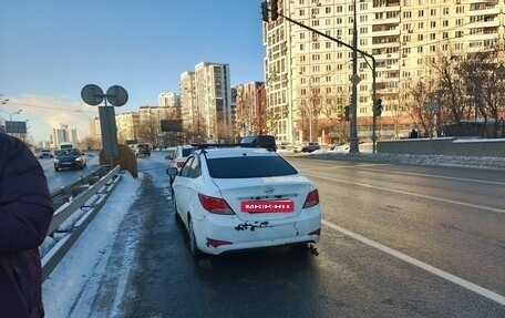 Hyundai Solaris II рестайлинг, 2016 год, 400 000 рублей, 3 фотография