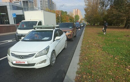 Hyundai Solaris II рестайлинг, 2016 год, 400 000 рублей, 11 фотография