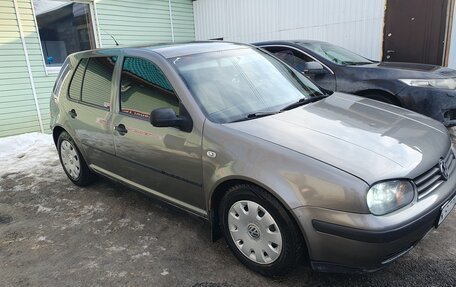 Volkswagen Golf IV, 2001 год, 230 000 рублей, 2 фотография