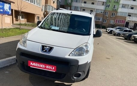 Peugeot Partner II рестайлинг 2, 2011 год, 500 000 рублей, 4 фотография