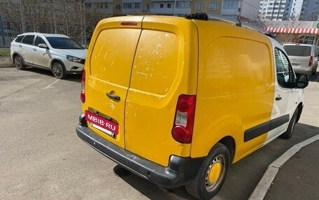Peugeot Partner II рестайлинг 2, 2011 год, 500 000 рублей, 2 фотография