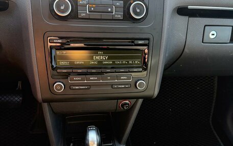 Volkswagen Touran III, 2012 год, 1 280 000 рублей, 13 фотография