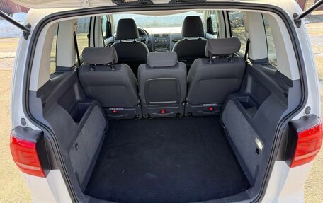 Volkswagen Touran III, 2012 год, 1 280 000 рублей, 17 фотография