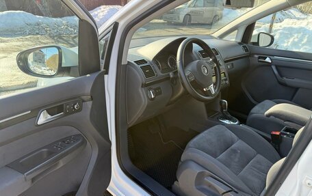 Volkswagen Touran III, 2012 год, 1 280 000 рублей, 18 фотография