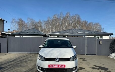 Volkswagen Touran III, 2012 год, 1 280 000 рублей, 10 фотография