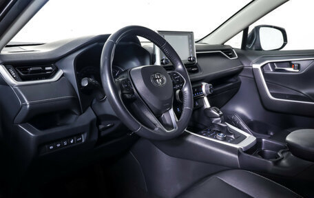 Toyota RAV4, 2020 год, 3 500 000 рублей, 16 фотография