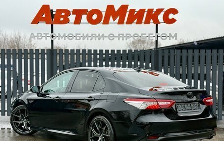 Toyota Camry, 2020 год, 2 950 000 рублей, 5 фотография