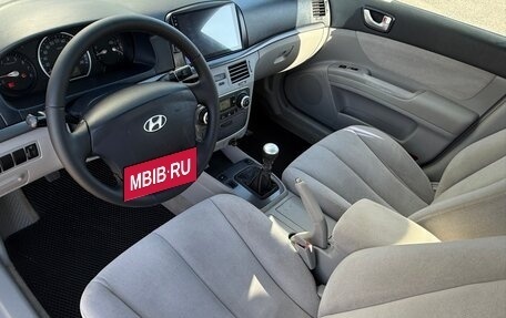 Hyundai Sonata VI, 2005 год, 770 000 рублей, 10 фотография