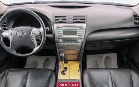 Toyota Camry, 2007 год, 949 000 рублей, 11 фотография