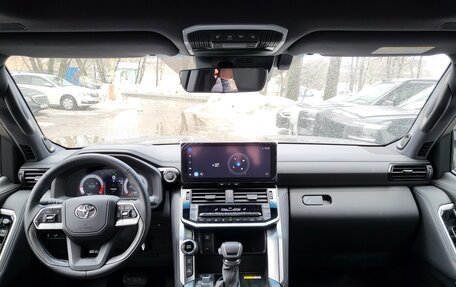 Toyota Land Cruiser, 2025 год, 17 900 000 рублей, 17 фотография