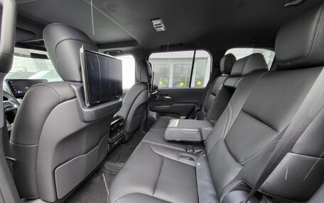 Toyota Land Cruiser, 2025 год, 17 900 000 рублей, 14 фотография