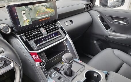 Toyota Land Cruiser, 2025 год, 17 900 000 рублей, 13 фотография