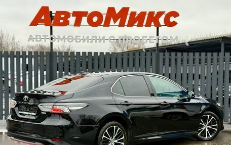 Toyota Camry, 2020 год, 2 950 000 рублей, 8 фотография