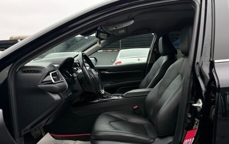 Toyota Camry, 2020 год, 2 950 000 рублей, 11 фотография
