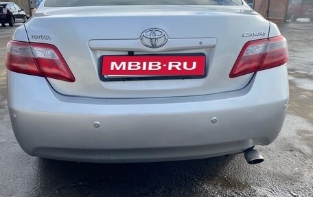 Toyota Camry, 2007 год, 900 000 рублей, 4 фотография