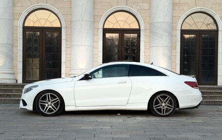 Mercedes-Benz E-Класс, 2015 год, 1 420 000 рублей, 3 фотография